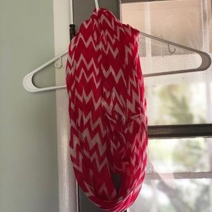 Hot pink, chevron stripped scarf
